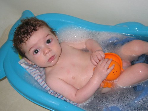 Finn bathing