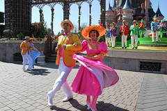 Swing into spring - Disneyland Paris - 0414