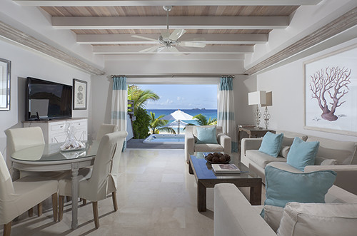 Isle de France Resort  -  La beach villa living room