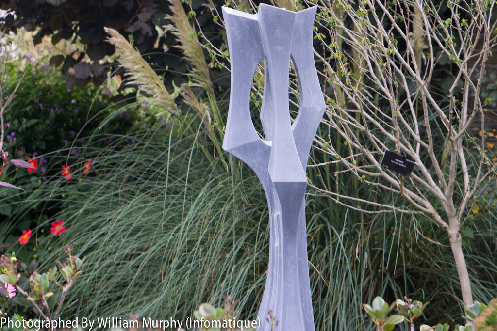 Sentinel By Ritchie Healy - Sculpture In Context 2013 In The Botanic Gardens