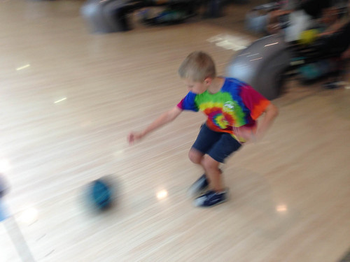 Kai bowling • <a style="font-size:0.8em;" href="http://www.flickr.com/photos/96277117@N00/9090767476/" target="_blank">View on Flickr</a>