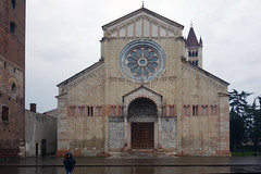 Basilica of San Zeno, Facade