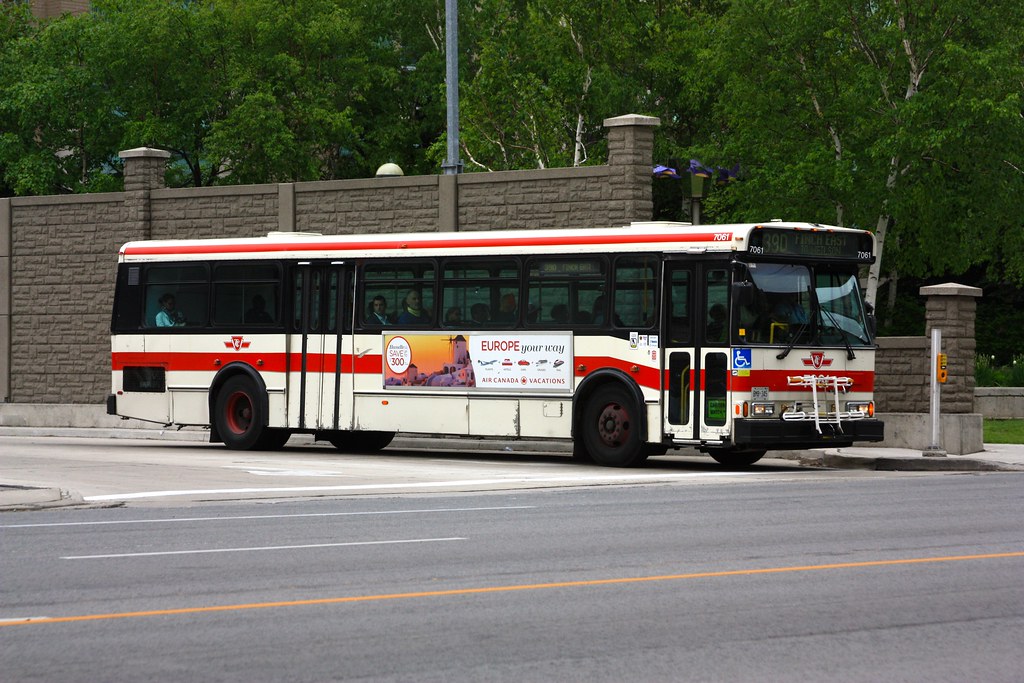 7061: 39D Finch East to Neilson