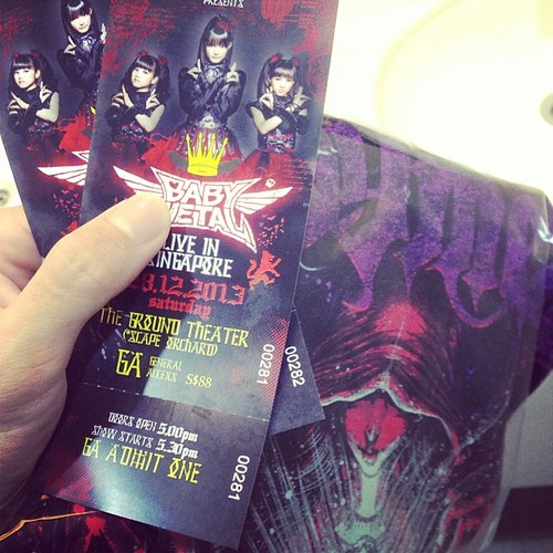 BABYMETAL's shirt and tickets! #babymetal #death #deathmetal #limited #shirt #concert #sg #fox #kits