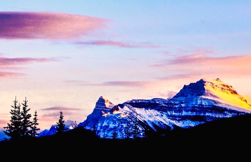 Canadian Sunset #kimberlyreneephotography #sunset #sunsets #sunset🌅 #sunlight #sunsetpic #sunset_hub #sunsetsgram #sunsetporn #sunsetsky #sunset_pics #sunsetlovers #sunsetlover #mountains #mountainview #mountainlife #mountain #mountainsunset #moun