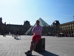 Musee de Louvre!