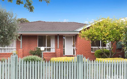 8 Alfred Gr, Oakleigh East VIC 3166