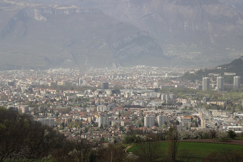 Grenoble City<br/>© <a href="https://flickr.com/people/119228114@N04" target="_blank" rel="nofollow">119228114@N04</a> (<a href="https://flickr.com/photo.gne?id=13589634764" target="_blank" rel="nofollow">Flickr</a>)