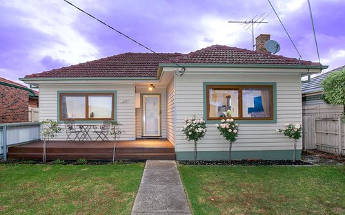 23 Hart St, Airport West VIC 3042