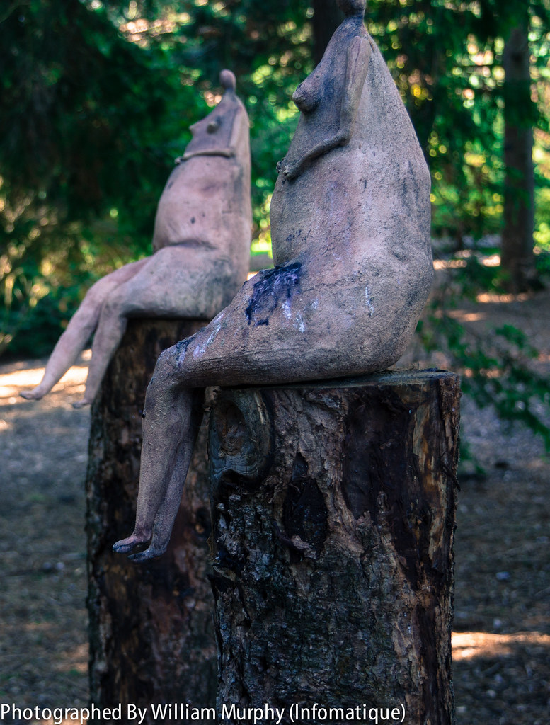 Sculpture In Context 2013 In The Botanic Gardens - Nantosuelta By Olga Fitzpatrick