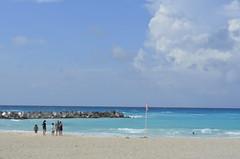 Cancun Beach • <a style="font-size:0.8em;" href="http://www.flickr.com/photos/36070478@N08/10255712655/" target="_blank">View on Flickr</a>