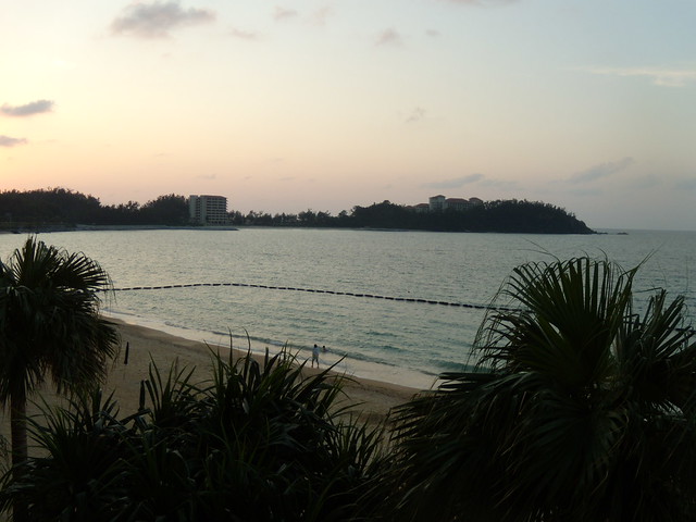 部屋からのプライベートビーチの風景です。｜喜瀬ビーチパレス