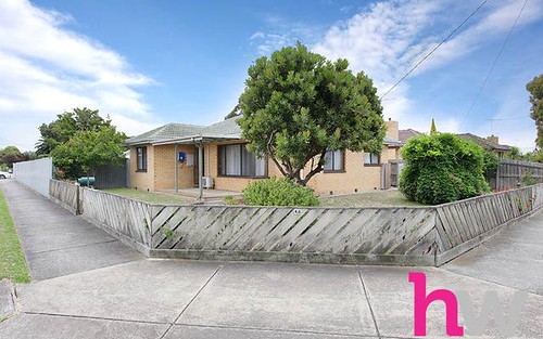 48 Helms St, Newcomb VIC 3219