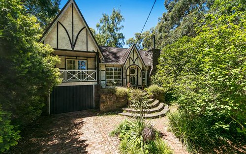 11 Perry La, Red Hill VIC 3937