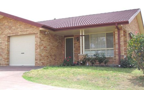 Unit 1,98 Lachlan Avenue, Singleton NSW