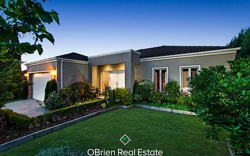 10 Piccadilly Court, Narre Warren South VIC
