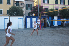 Torneo beach volley femminile 2014 • <a style="font-size:0.8em;" href="http://www.flickr.com/photos/69060814@N02/14622743669/" target="_blank">View on Flickr</a>