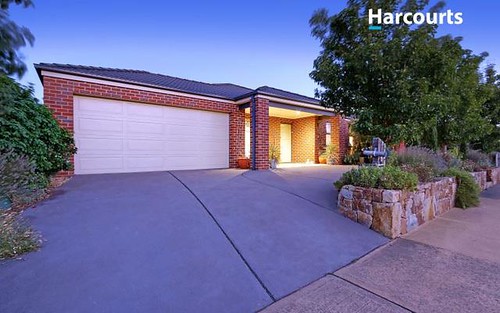 11 Spruce Dr, Hastings VIC 3915