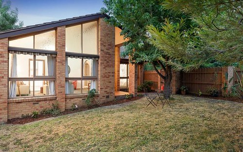 1/18 May Street, Doncaster East VIC