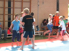 zomerspelen 2013 karate clinic • <a style="font-size:0.8em;" href="http://www.flickr.com/photos/125345099@N08/14220778247/" target="_blank">View on Flickr</a>