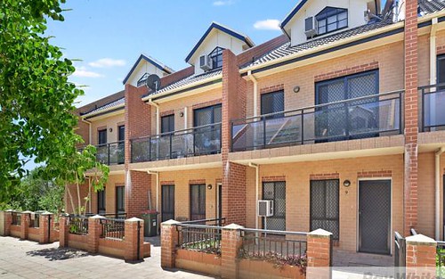 9/335 Blaxcell Street, South Granville NSW