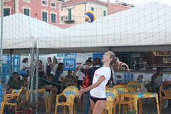 Torneo beach volley femminile 2014 • <a style="font-size:0.8em;" href="http://www.flickr.com/photos/69060814@N02/14622746709/" target="_blank">View on Flickr</a>