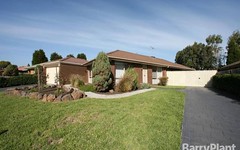 154 Waradgery Drive, Rowville VIC