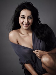 South Actress SANJJANAA Unedited Hot Exclusive Sexy Photos Set-23 (199)