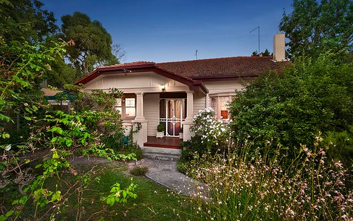 30 Townsend St, Ivanhoe East VIC 3079