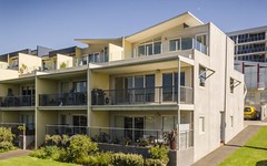 4/5 Saltriver Place, Footscray VIC