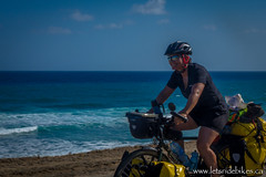 Cycling along the Caribbean Sea in Cuba