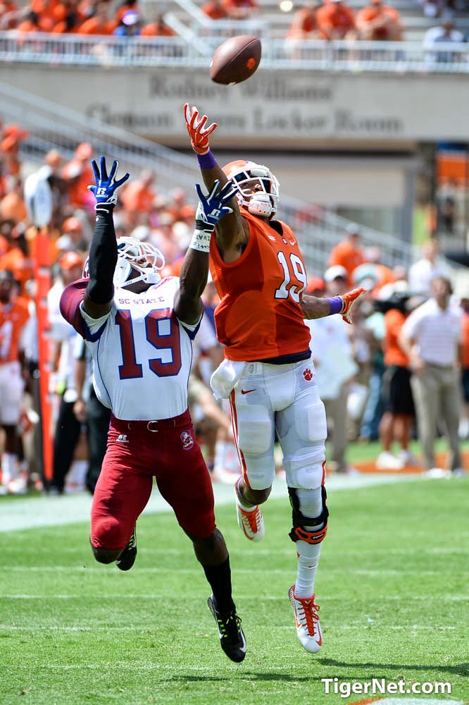 Clemson Football Photo of Charone Peake and SC State