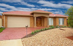 8 Cooks Way, Taylors Hill VIC