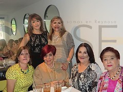 Teté Zurita,  Esther Hernández de González, Lety Zurita. Marioly González y Lupita Tijerina