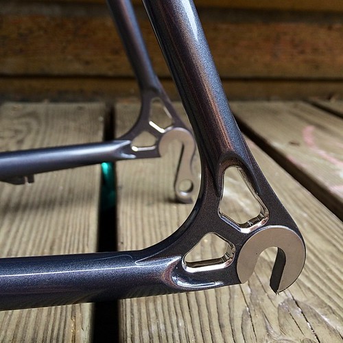 These new stainless beveled dropouts designed by Mitch of Map are sooo nice