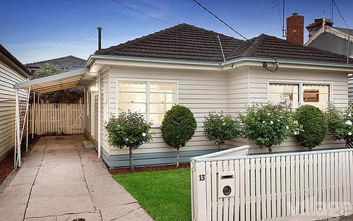 13 Dove St, West Footscray VIC 3012
