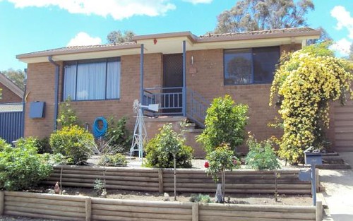 3 Schaffer Place, Charnwood ACT