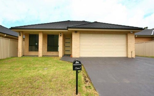 7 Rich Drive, Horsley NSW
