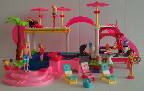 barbie mega bloks pool party