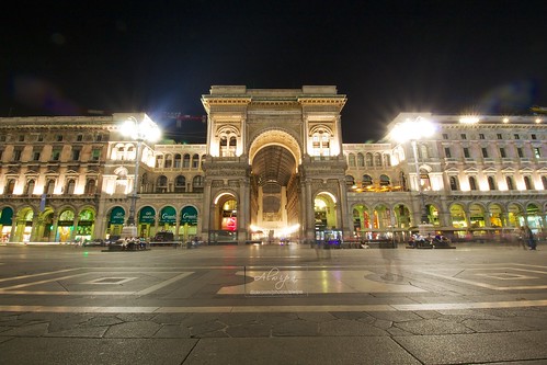Milan by night • <a style="font-size:0.8em;" href="http://www.flickr.com/photos/104879414@N07/14916231169/" target="_blank">View on Flickr</a>