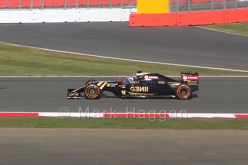 Jolyon Palmer in Free Practice 1 at the 2015 British Grand Prix