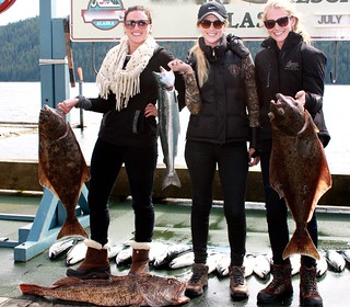 Alaska Salmon Fishing Lodge - Luxury 35