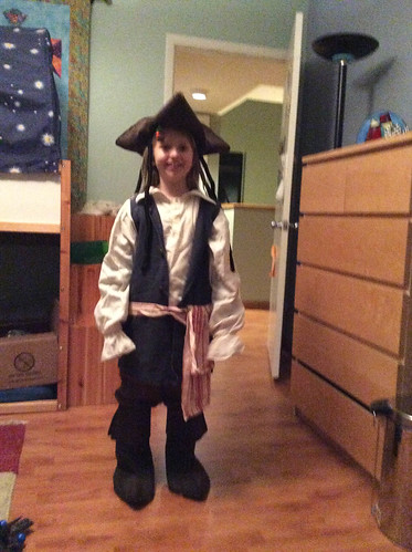 Nora with Kai's old pirate costume. • <a style="font-size:0.8em;" href="http://www.flickr.com/photos/96277117@N00/15371935231/" target="_blank">View on Flickr</a>