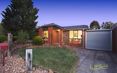 8 Angourie Crescent, Taylors Lakes VIC