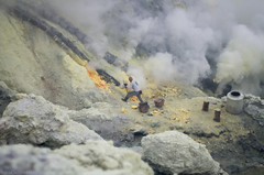 sulfur mining 2