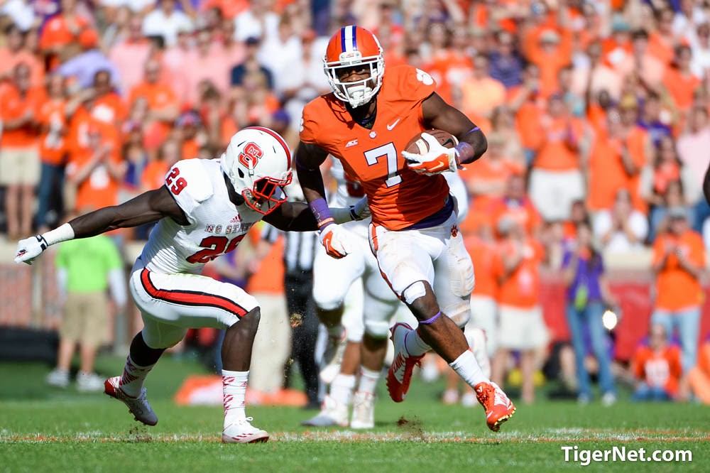 Clemson Football Photo of Mike Williams and NC State