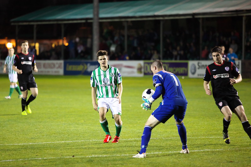Bray Wanderers v Derry City # 24<br/>© <a href="https://flickr.com/people/95412871@N00" target="_blank" rel="nofollow">95412871@N00</a> (<a href="https://flickr.com/photo.gne?id=15383001626" target="_blank" rel="nofollow">Flickr</a>)