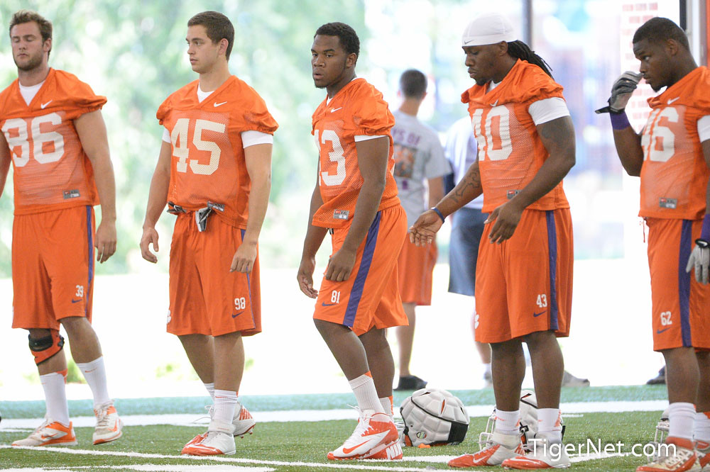Clemson Football Photo of djgreenlee and practice