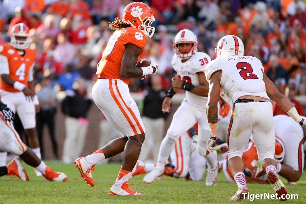 Clemson Football Photo of jayjaymccullough and NC State