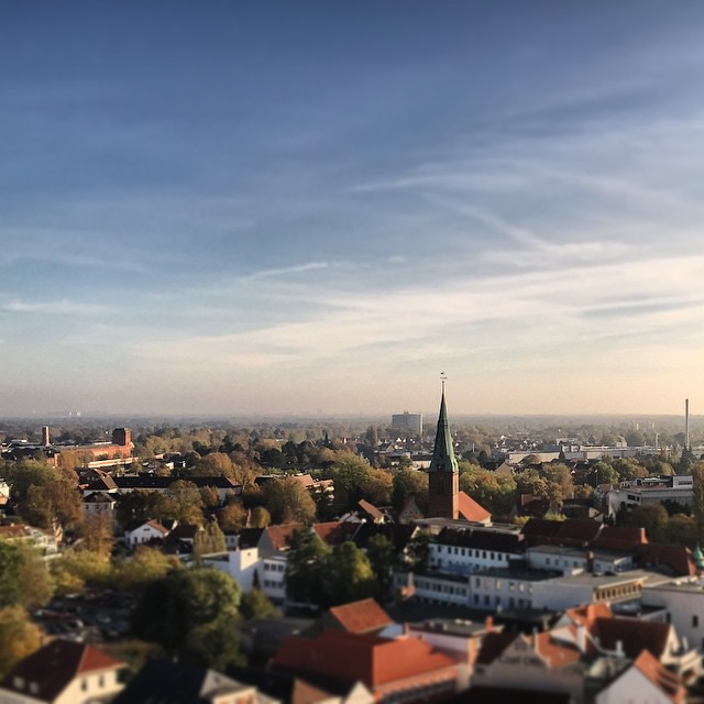 Great view over Delmenhorst<br/>© <a href="https://flickr.com/people/100143152@N08" target="_blank" rel="nofollow">100143152@N08</a> (<a href="https://flickr.com/photo.gne?id=15462523849" target="_blank" rel="nofollow">Flickr</a>)